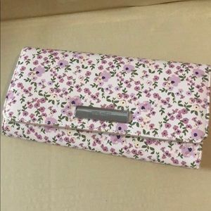 NWT Nine west wallet
